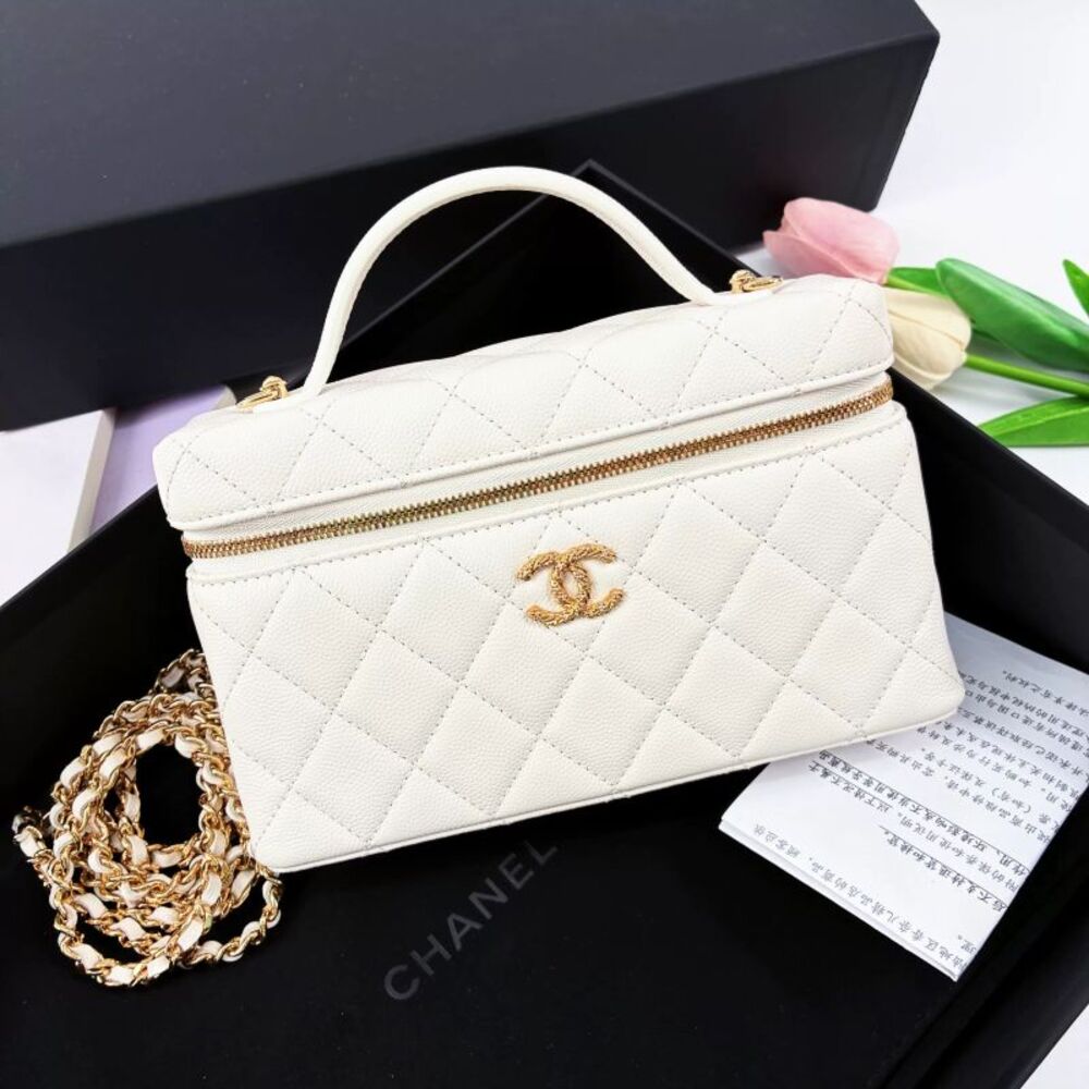 Chanel Women Pre-Loved Bag Very Good Condition